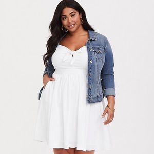 Torrid white keyhole tie front skater dress